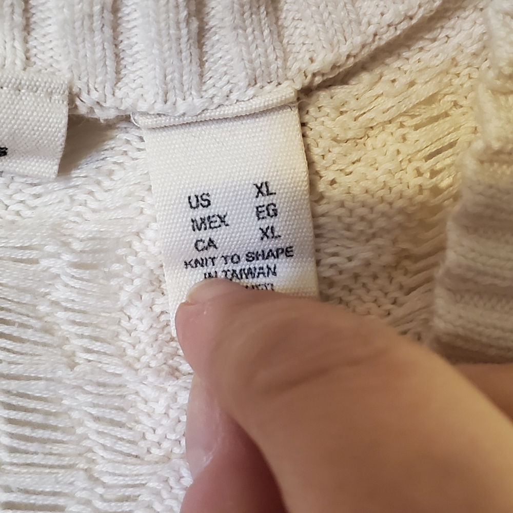 DKNY sweater - Picture 3 of 4